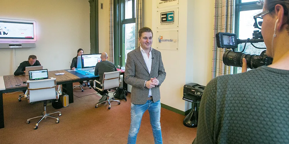 Opnames van RTL Z op kantoor bij Social Media Hulp