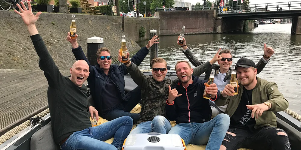 Het team van Social Media Hulp met tien medewerkers